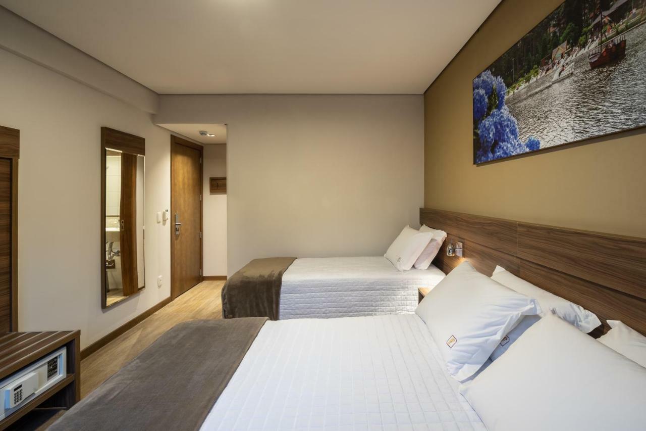 Luxury Triple Room