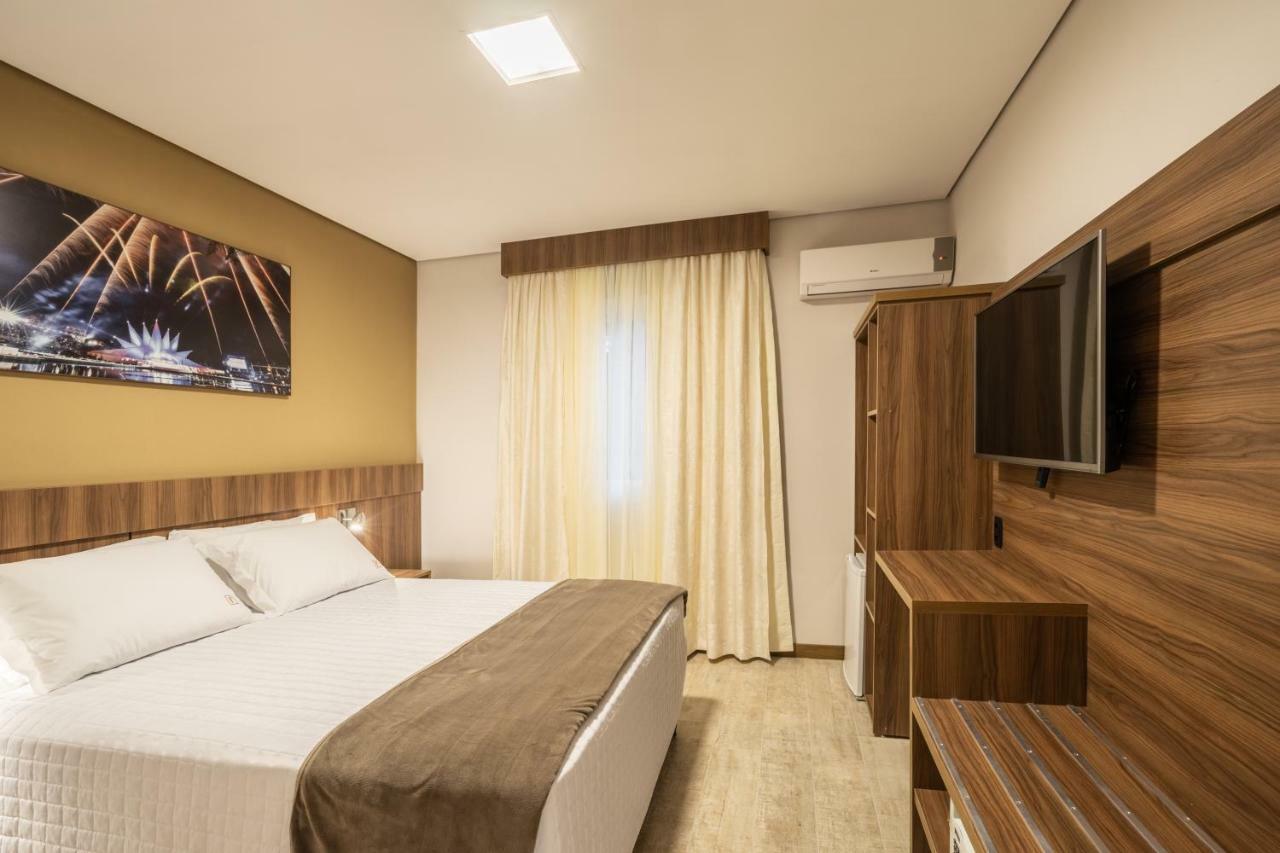 Quarto Duplo Luxo