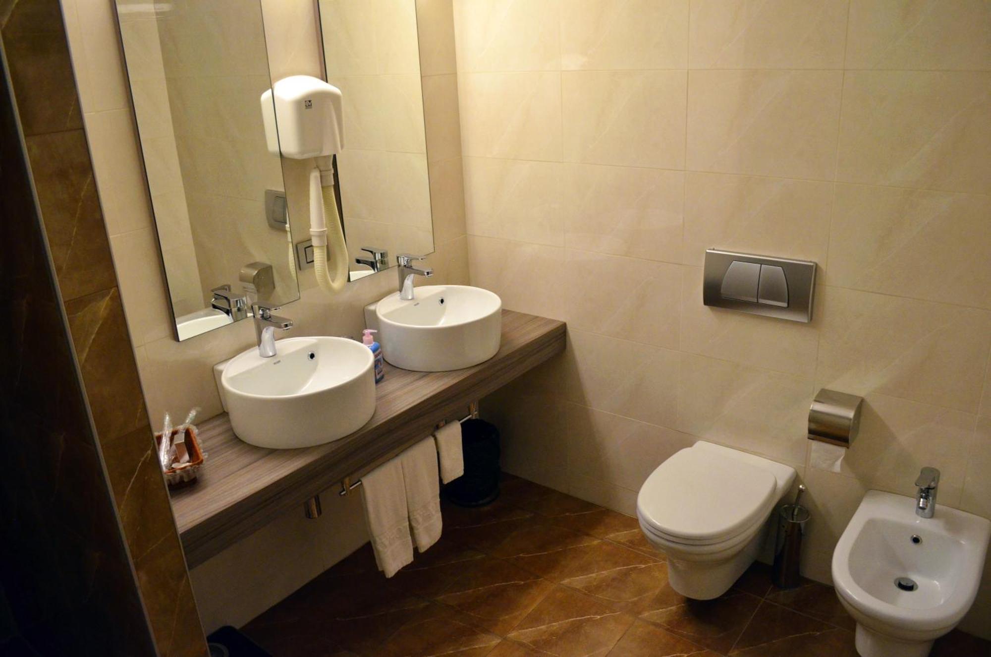 Family Suite,1458704950:JPEG