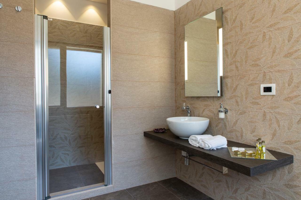 Premium Quadruple Room