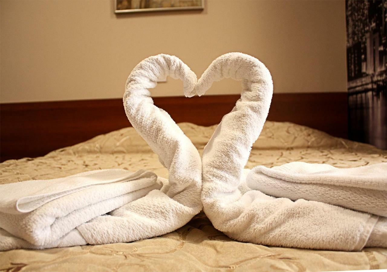 Double Room,779243808:JPEG
