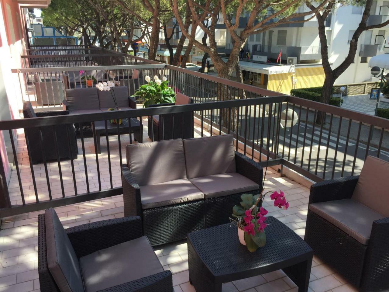 Deluxe Double or Twin Room Balcony