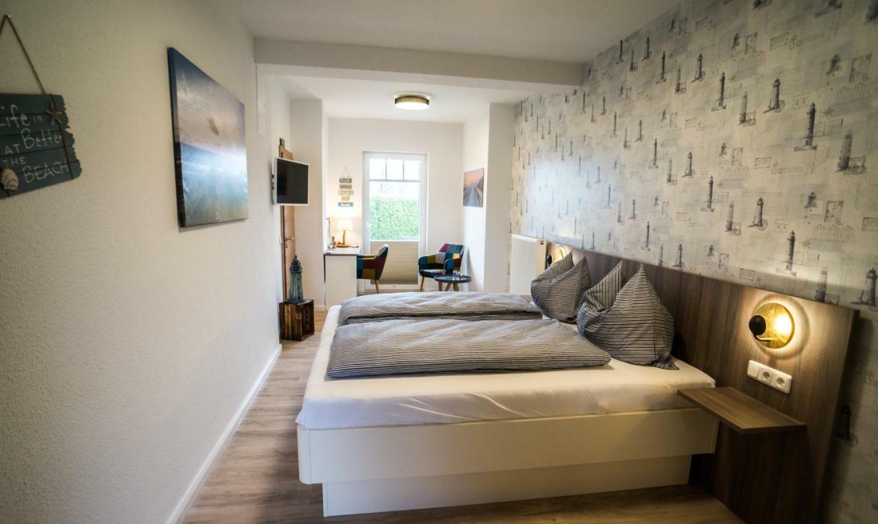 Double Room on ground floor Annex at the lake