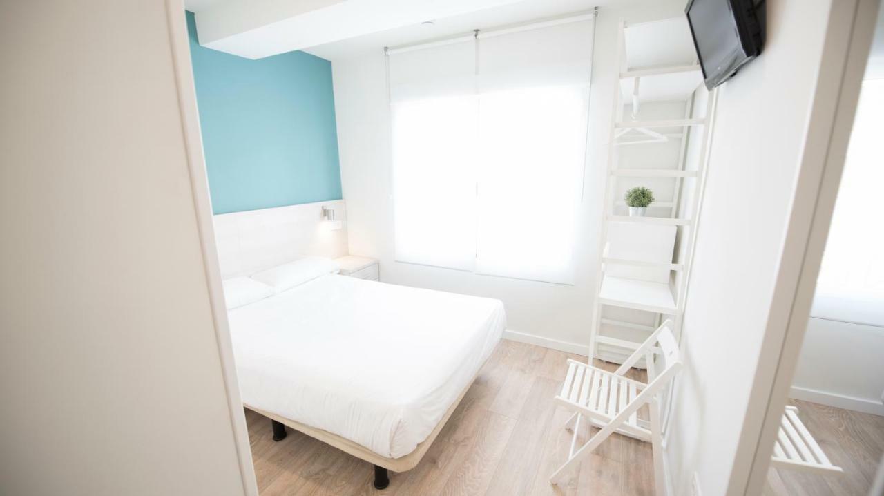 Single Room,780012645:JPEG