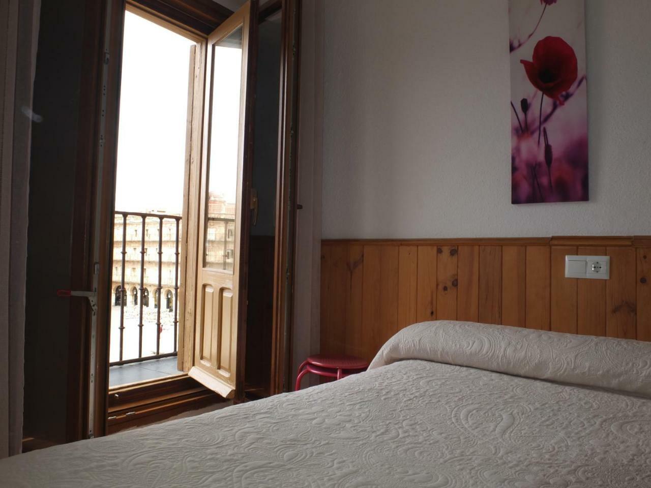 Double Room Plaza Mayor views,125642121:JPEG