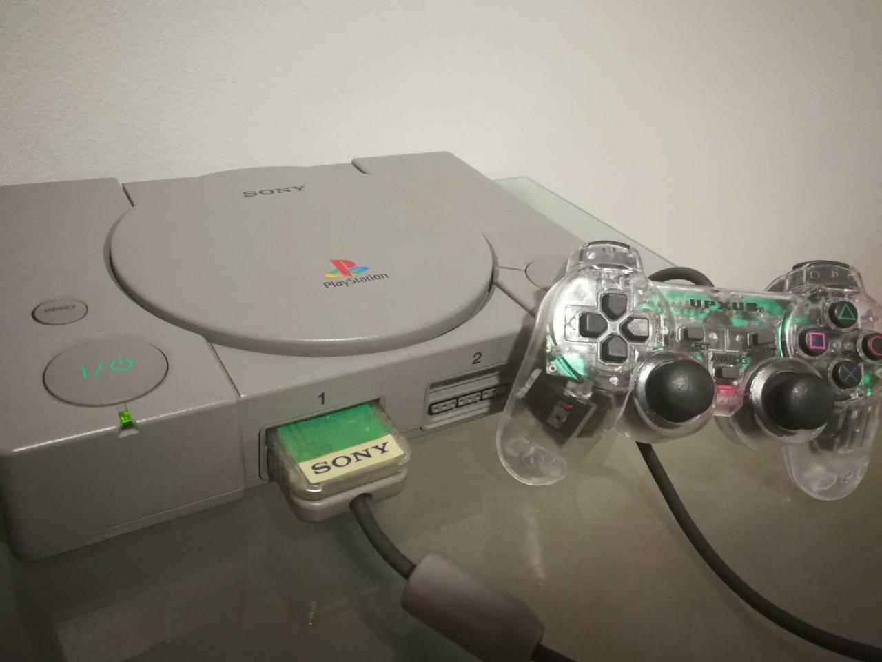 Thematic Retro Room