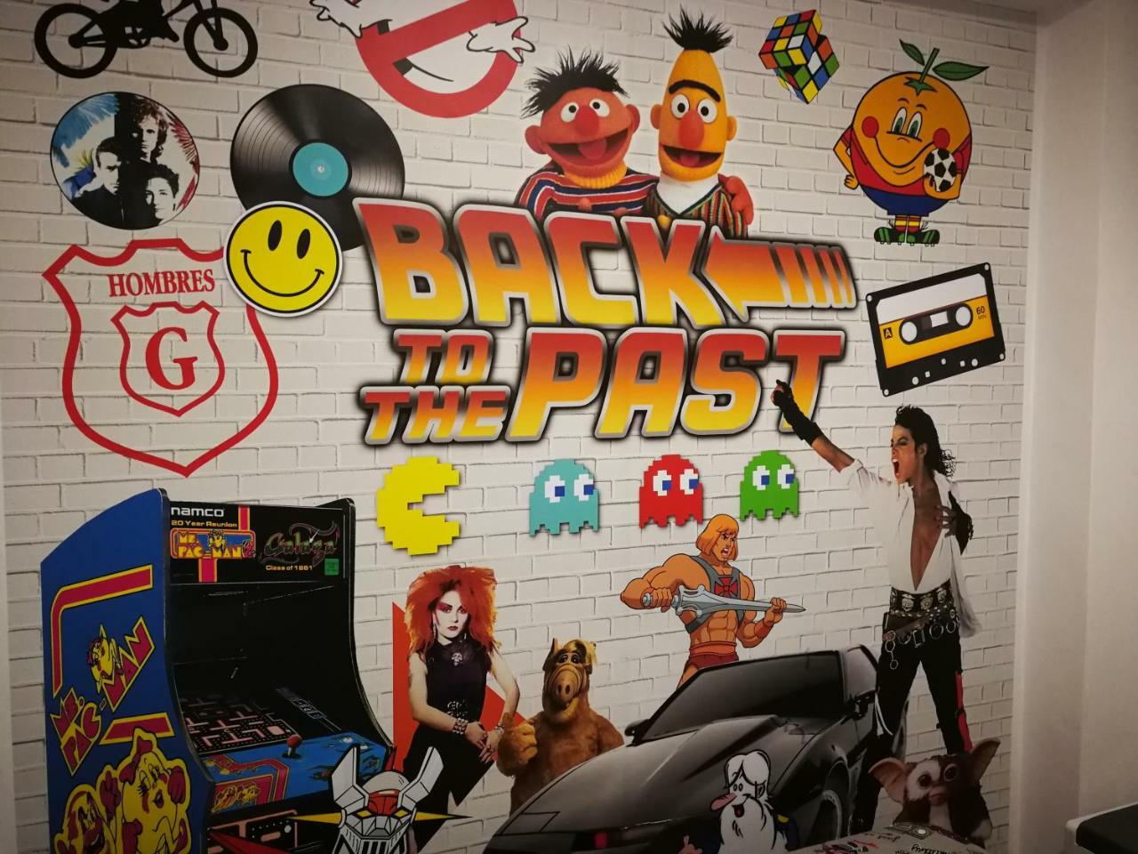 Thematic Retro Room