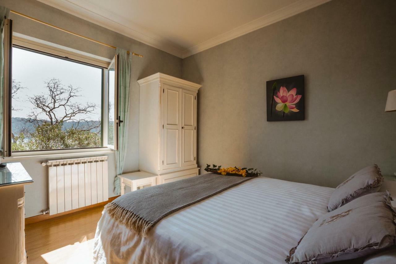 Double Room Lake View