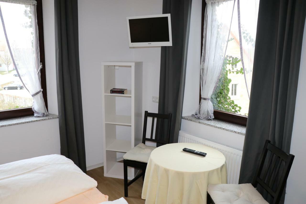 Classic Double Room,781034646:JPEG