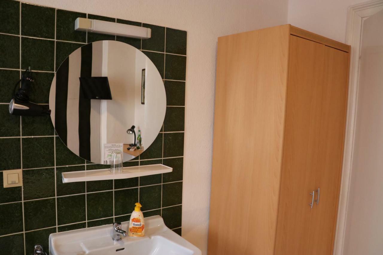 Standard Single Room