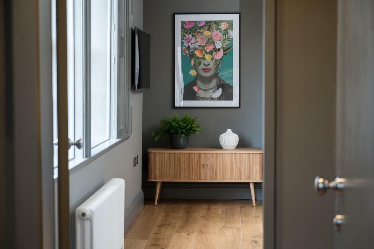 Deluxe Studio Apartment Upper Floor