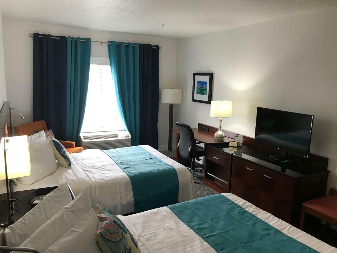Deluxe Double Room Main Level