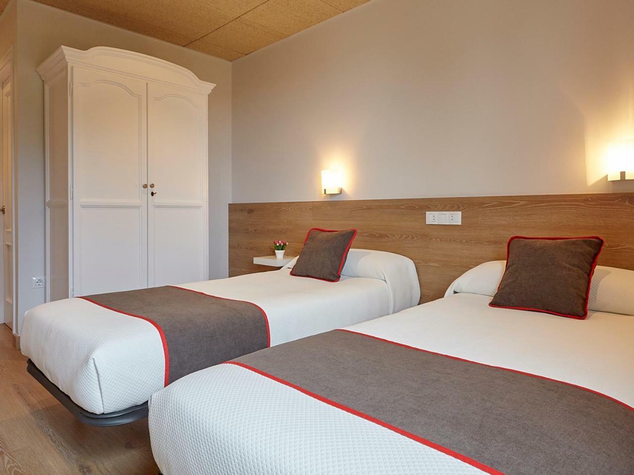 Twin Room,783014748:JPEG
