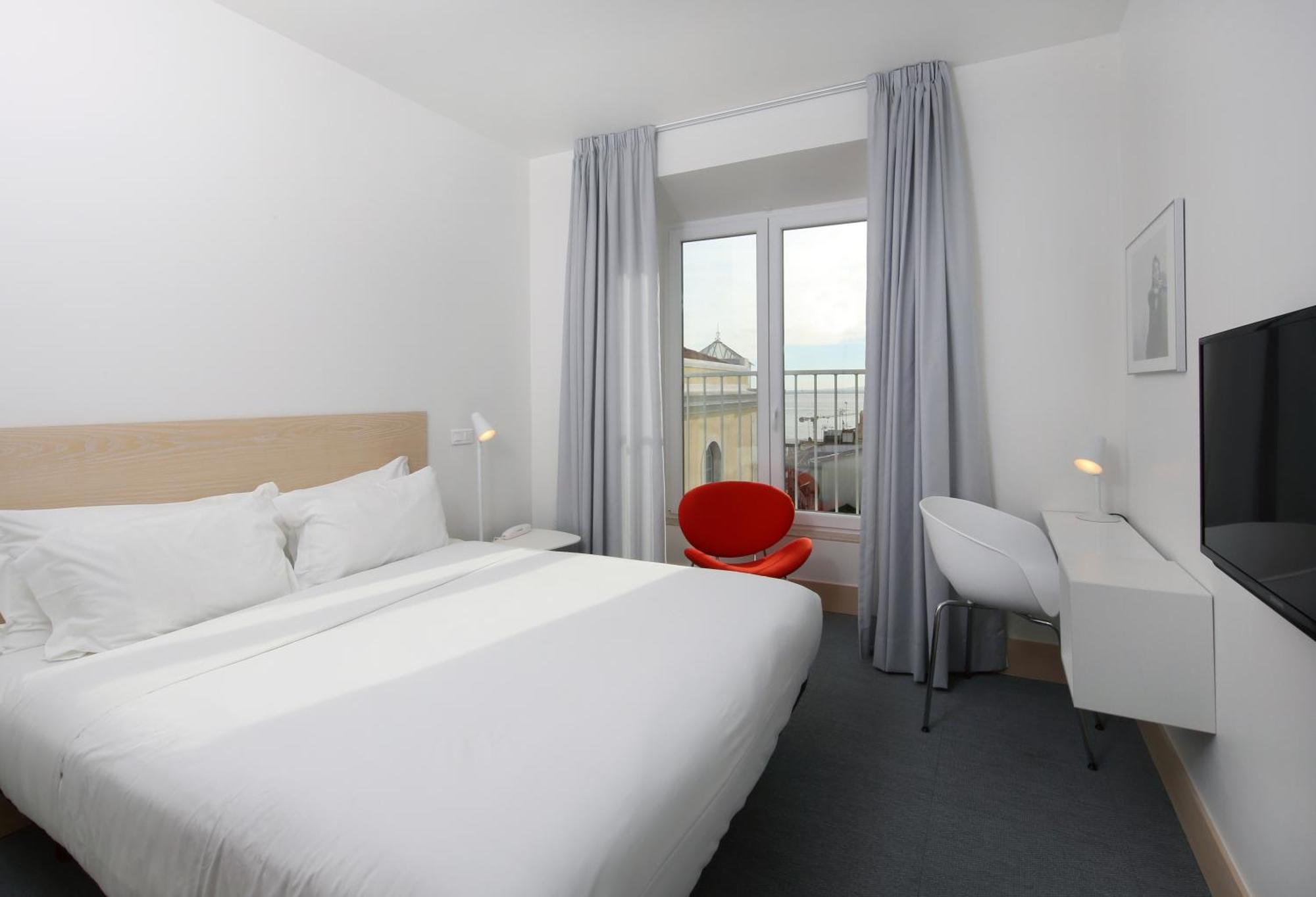 Double Room,1588243752:JPEG