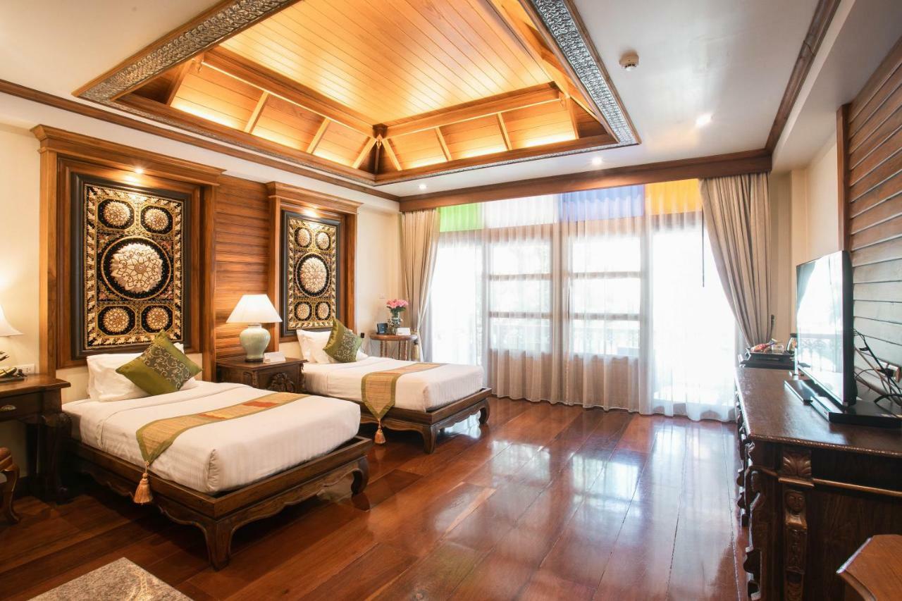 Luxury Twin Bed Spa bathtub Private Balcony,784019358:JPEG