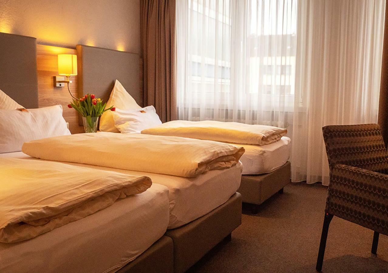 Triple Room,784239084:JPEG