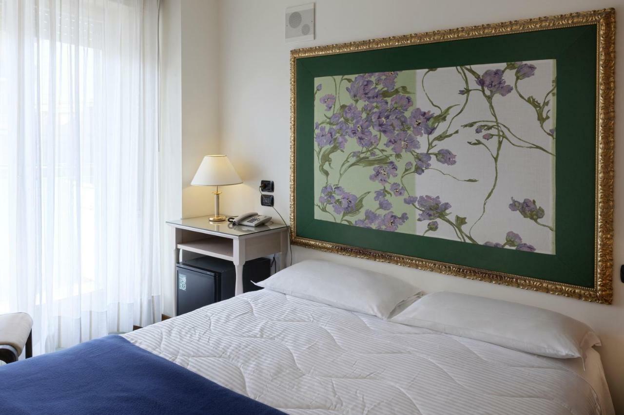 Single Room Double Bed