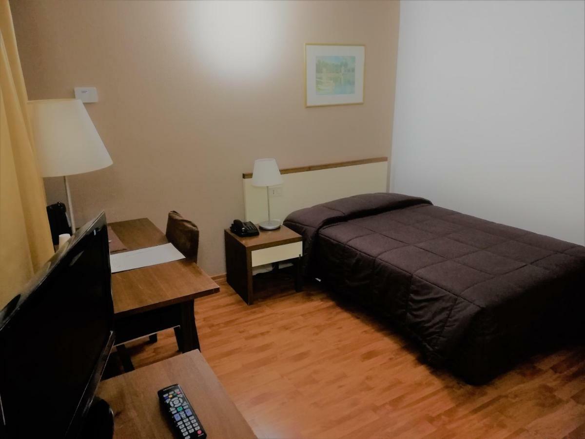 Standard Single Room,784420551:JPEG
