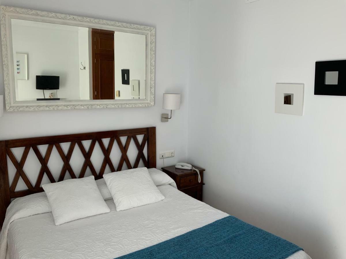 Double or Twin Room with Terrace,785212704:JPEG