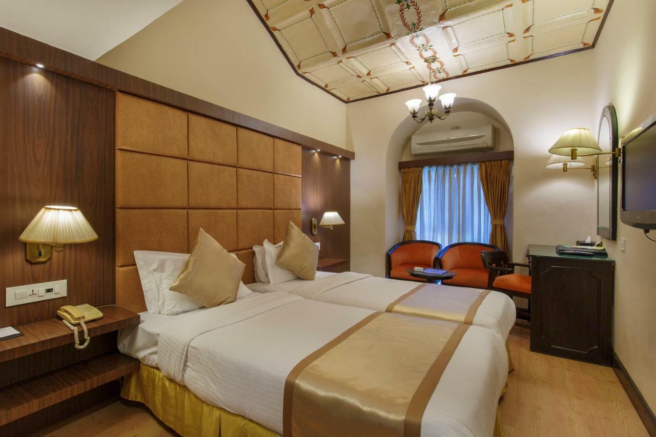 Deluxe Twin Room Early Check & Late Check-out by 2 Hrs