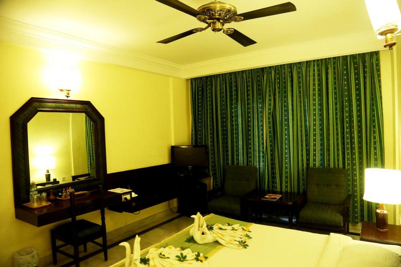 Superior Room,786189777:JPEG