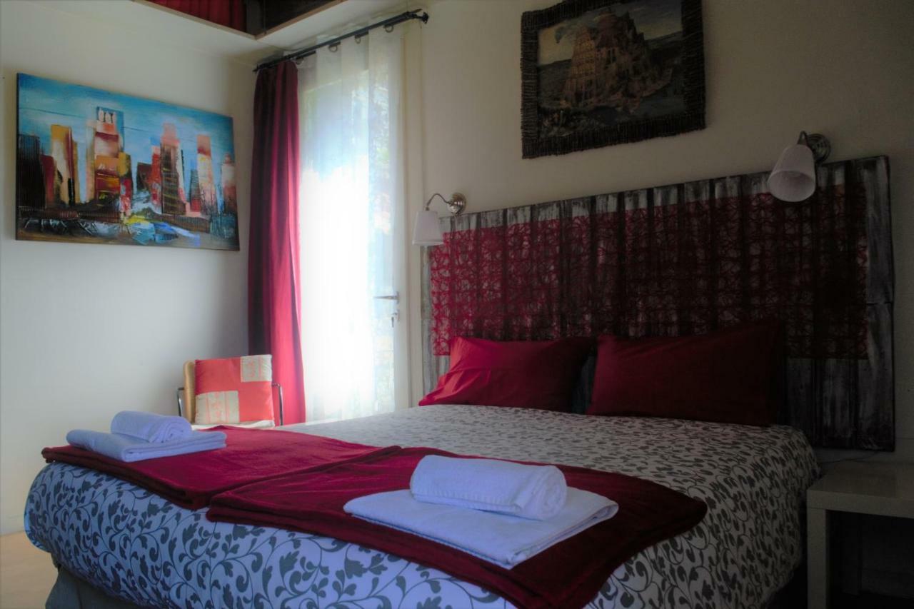Double Room Private External Bathroom