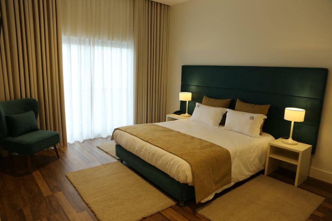 Deluxe Double Room with Balcony,787050996:JPEG