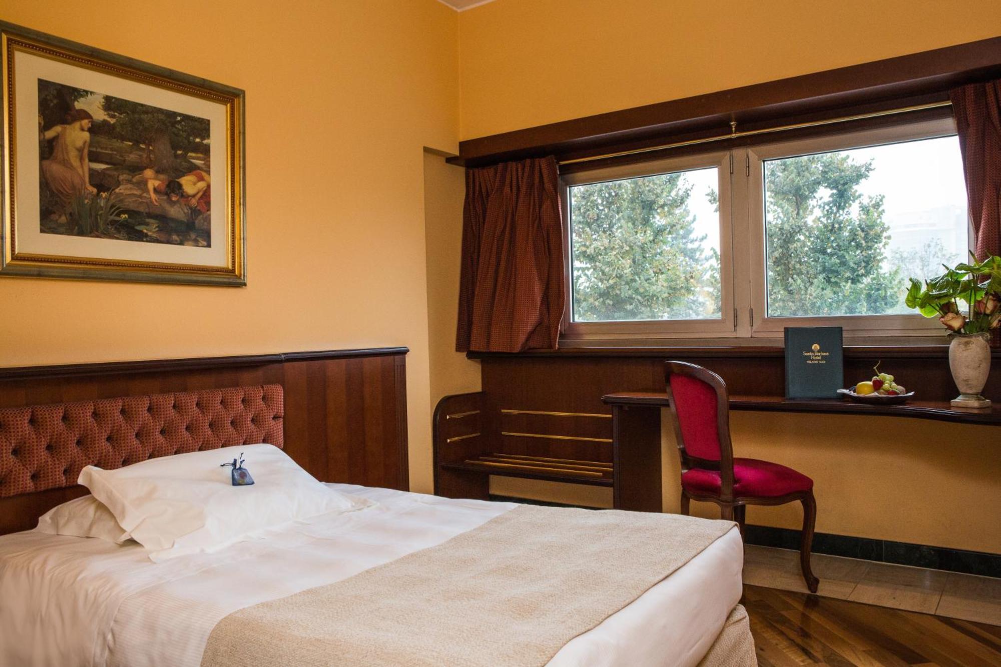 Double Room French Bed