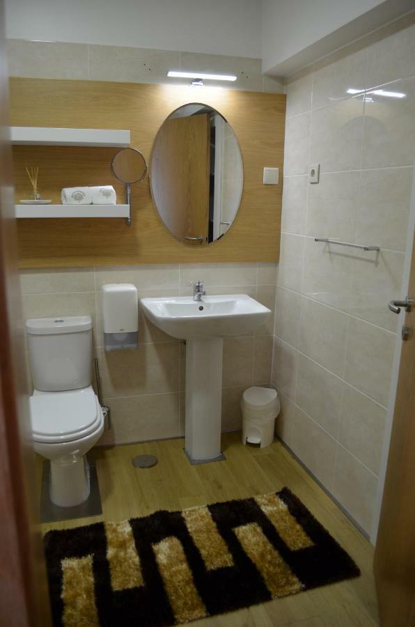 Superior Deluxe Double or Twin Room,1542865804:JPEG