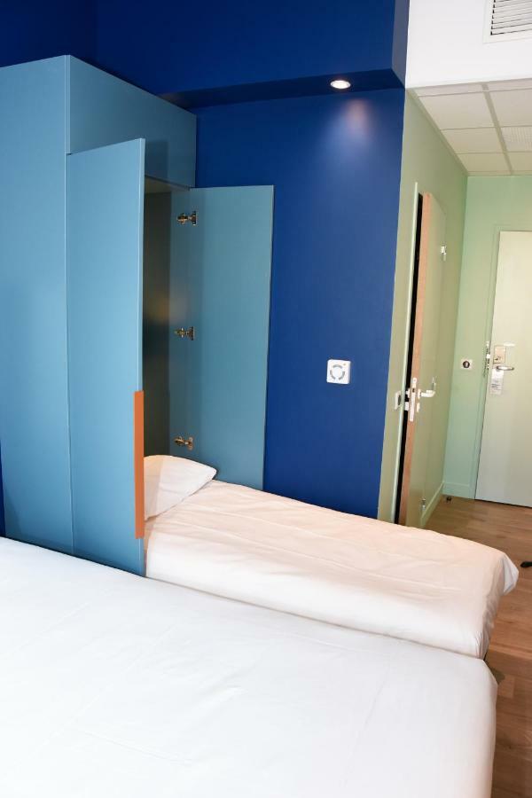 Double Room Folding Bed