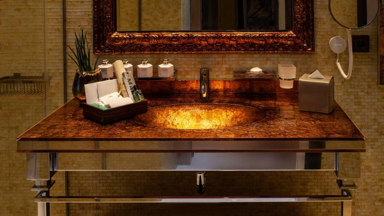 Deluxe Suite Sea View Spa Access
