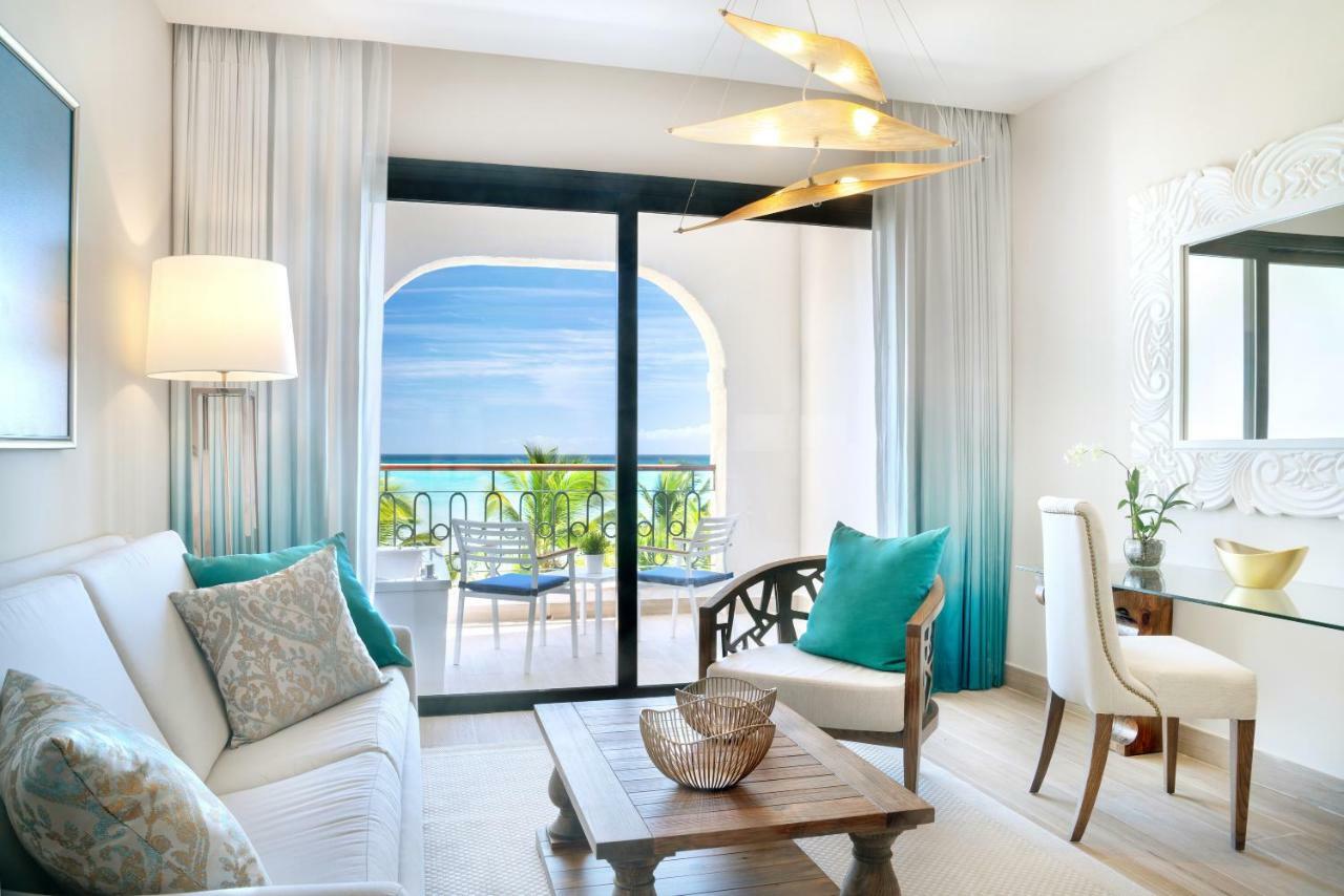 Premium Luxury Junior Suite 1 King Ocean view Balcony