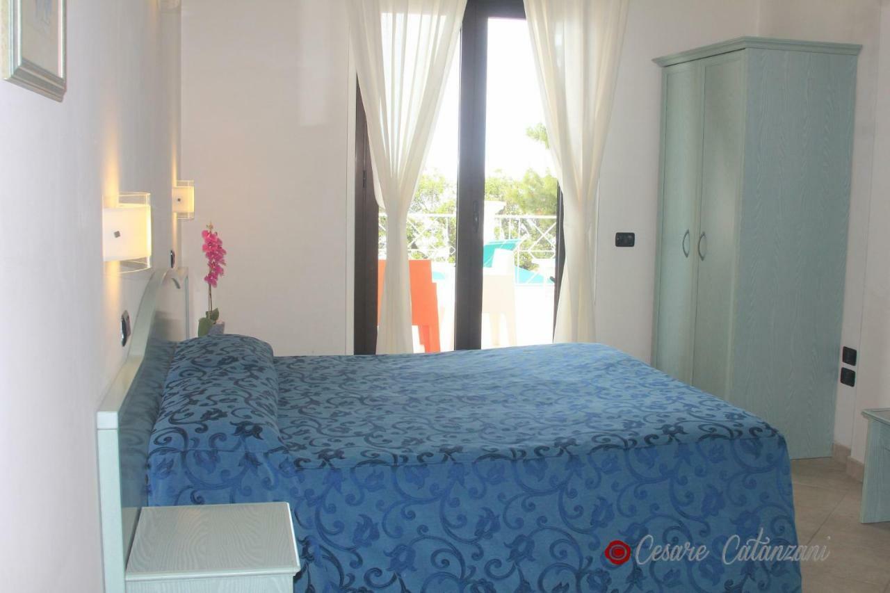 Quadruple Room Balcony,1349473609:JPEG