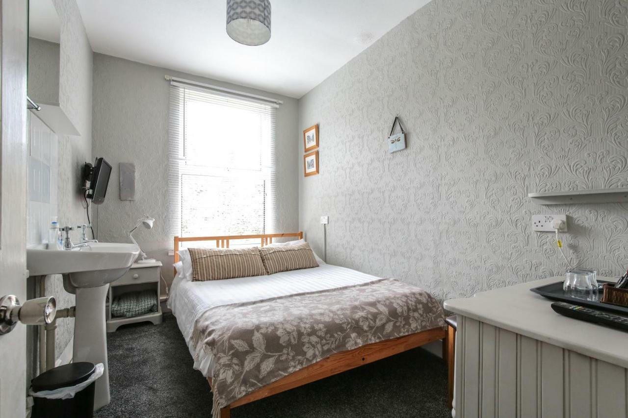 Budget Double Room,790466217:JPEG