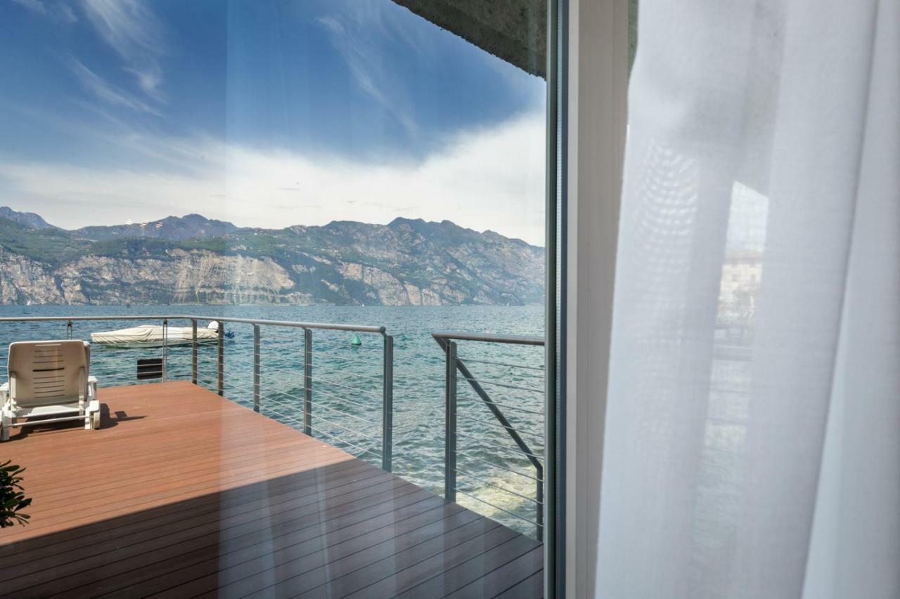 Double or Twin Room Terrace Lake View Basement