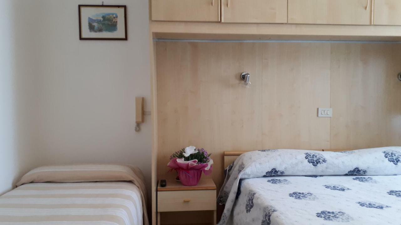 Quadruple Room Bathroom