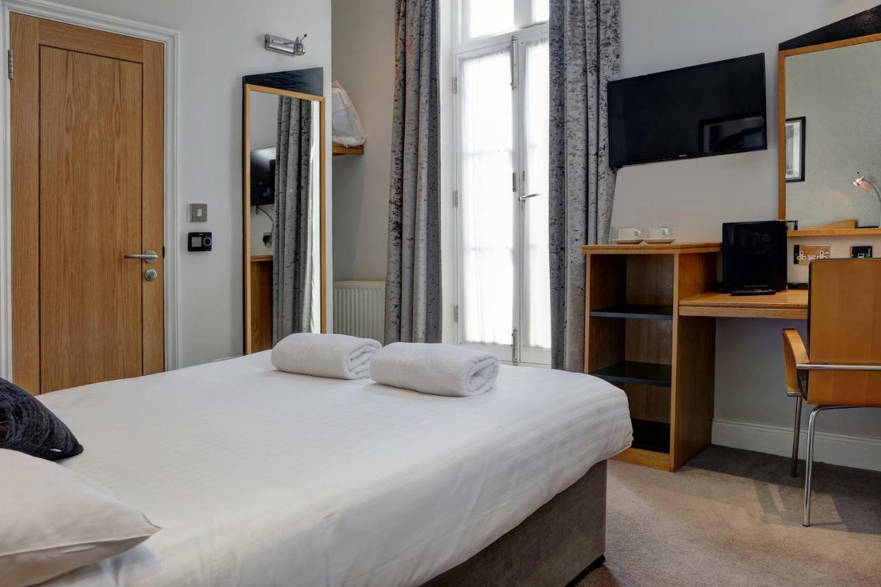 Standard Double Room,1131263268:JPEG