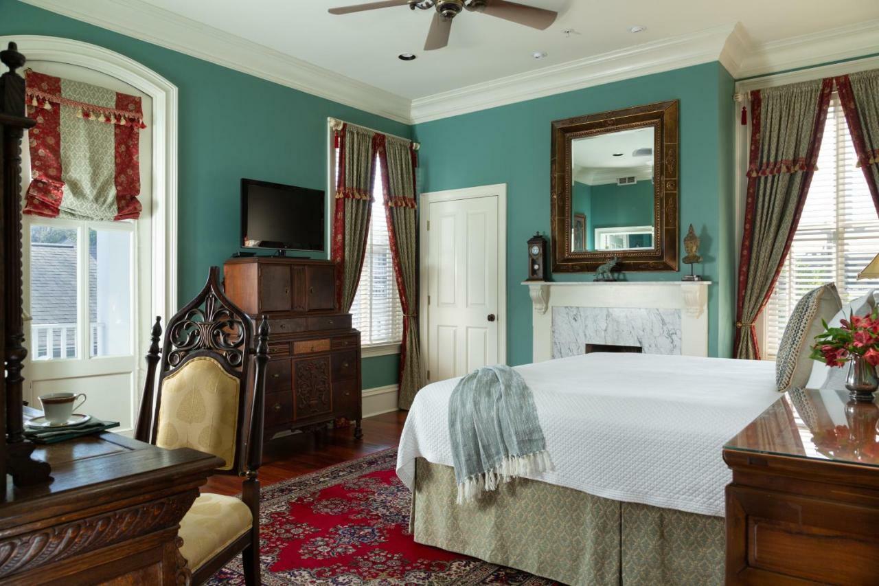 King Room Balcony Pet Friendly