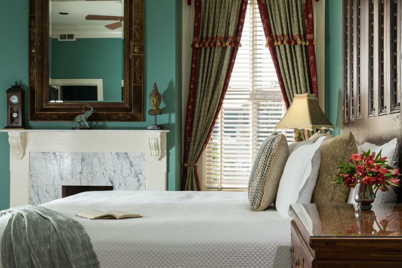 King Room Balcony Pet Friendly