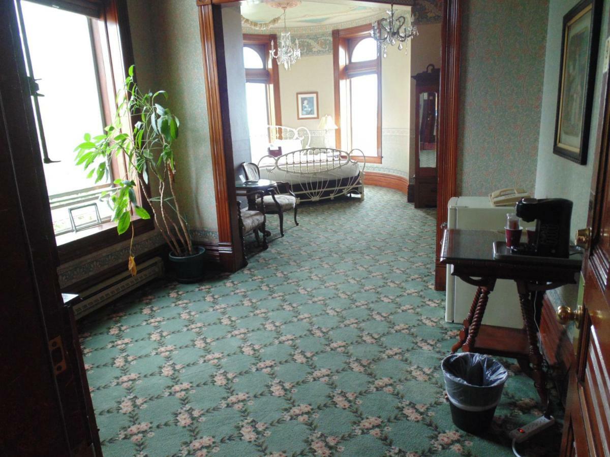 King Suite with Ocean View