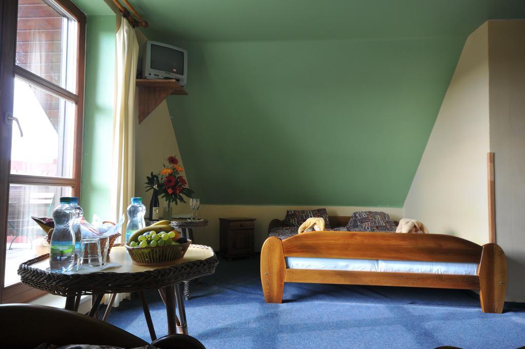 Superior Chalet,1310751682:JPEG