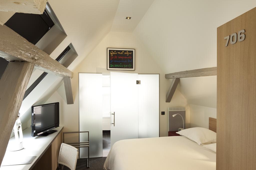Standard Double Room,79663878:JPEG