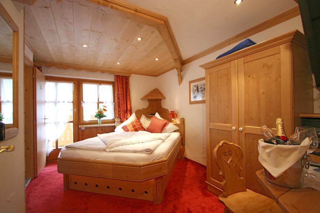 Single Room,1499140465:JPEG