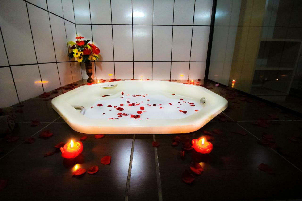 Suite Spa Bath
