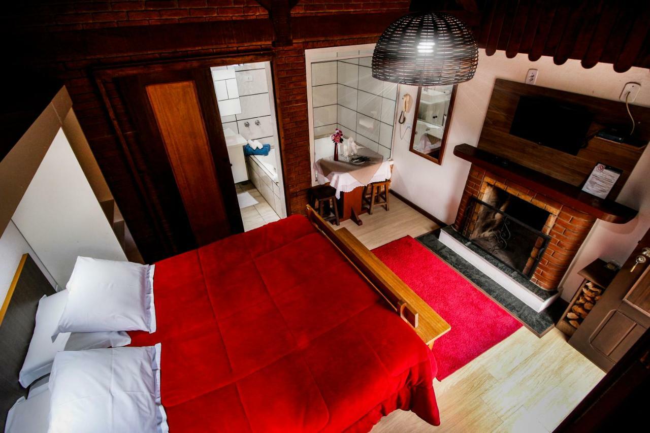 Deluxe Chalet Spa Bath