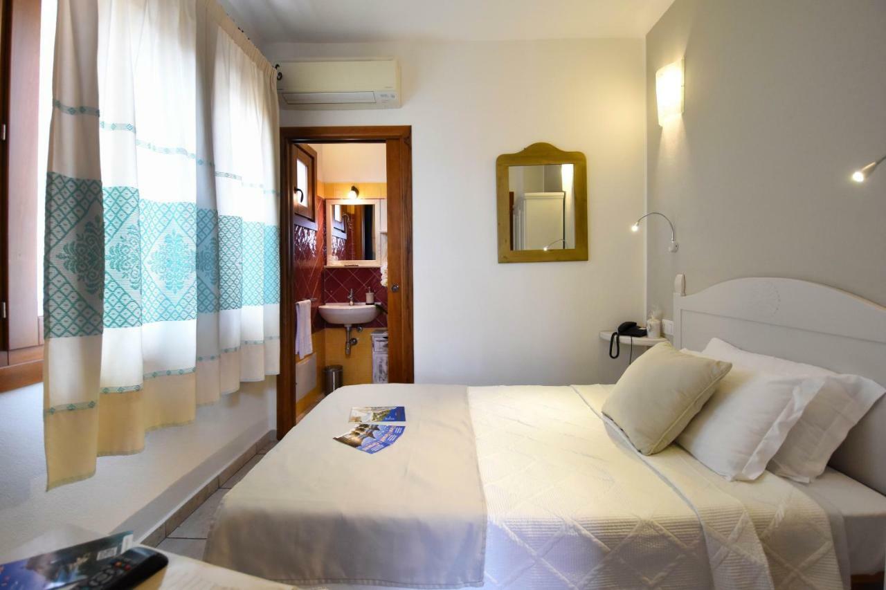 Single Room,799073535:JPEG