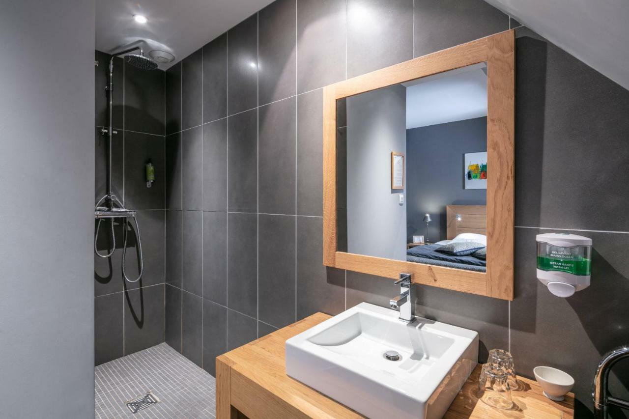 Two-Bedroom Apartment,799121490:JPEG