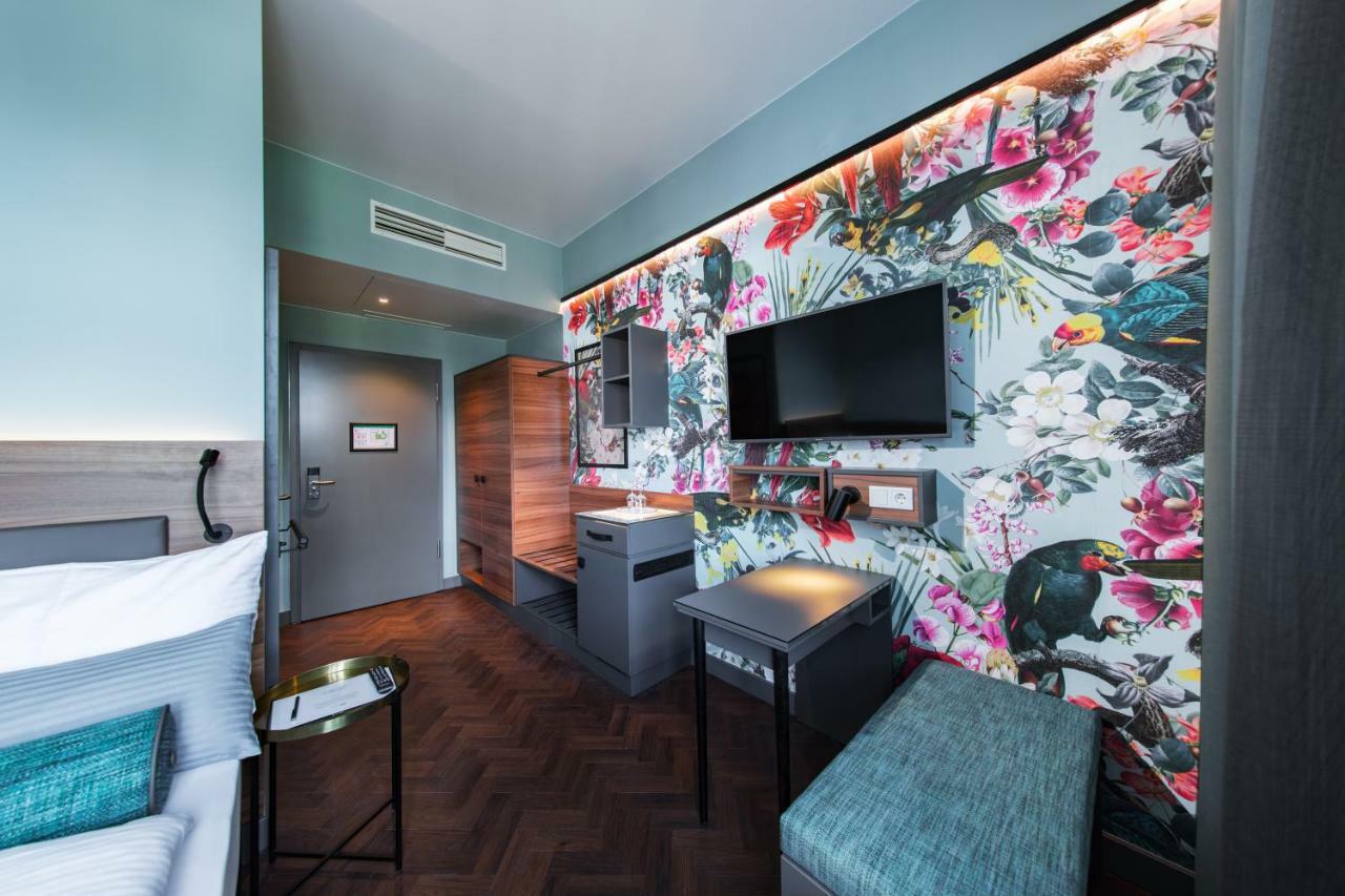 Triple Room,799216947:JPEG