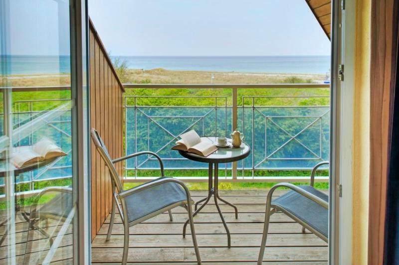 Double Room with Balcony and Sea View,1498795096:JPEG
