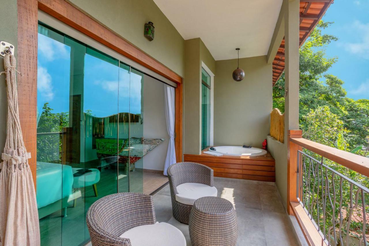 Luxo Triplo com Hidromassagem Externa,799576929:JPEG